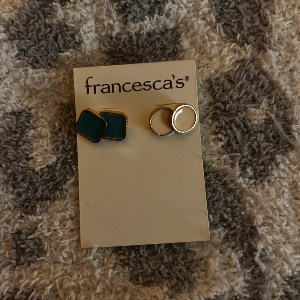 earrings - Picture 2 of 3